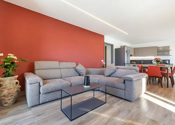 Il Cinque Apartment *