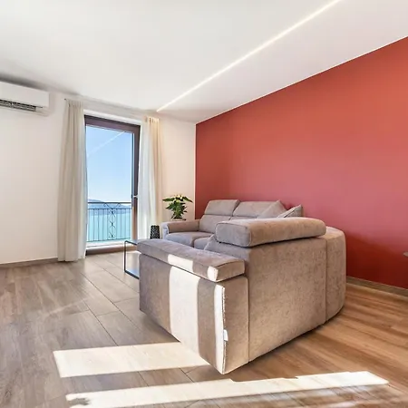 Il Cinque Apartment *